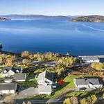 House With Panoramic Sea View, Nearby Senja Sorstraumen