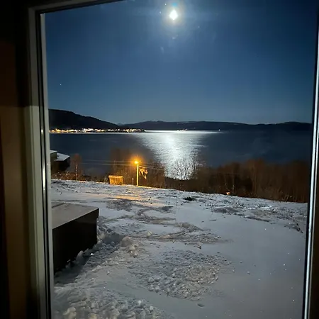 Vila House With Panoramic Sea View, Nearby Senja Sorstraumen