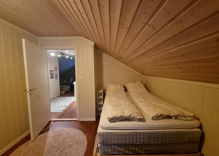 House With Panoramic Sea View, Nearby Senja Villa Sorstraumen