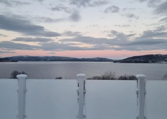 House With Panoramic Sea View, Nearby Senja Villa Sorstraumen